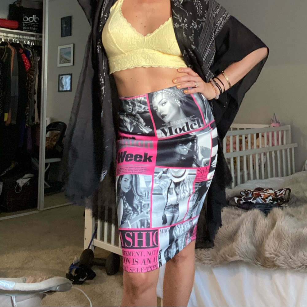 🥰 Fashion graphic pencil skirt